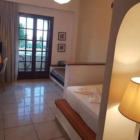 Abelonas Village 4* Μεγαλοχώρι
