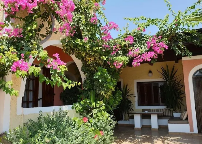 Abelonas Village Aparthotel Megalochori (Santorini)