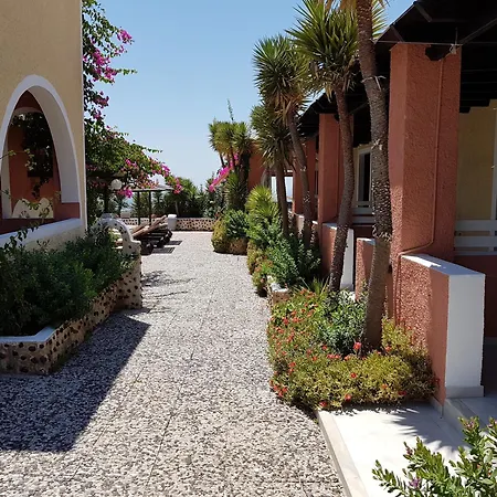 Abelonas Village * 梅加洛克里